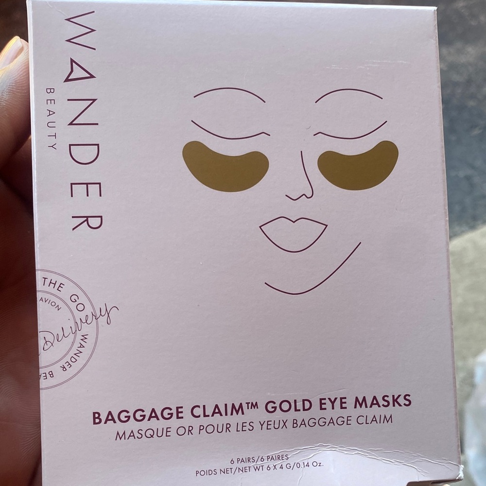 Wander Beauty Baggage Claim Gold Eye Masks
